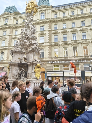 120
