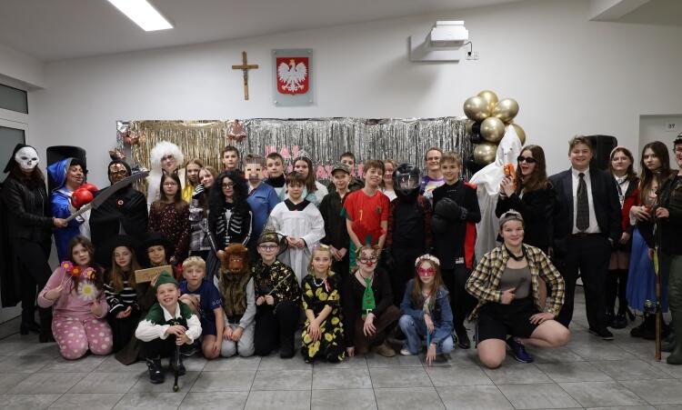 Zespół Szkół Odzieżowych Im W Reymonta Bale karnawałowe - Zespół Szkół im. Jana III Sobieskiego w Brzeźnie